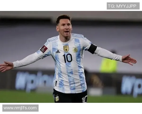 历代十大足球巨星排名回顾 他们如何改变了足球的历史与未来